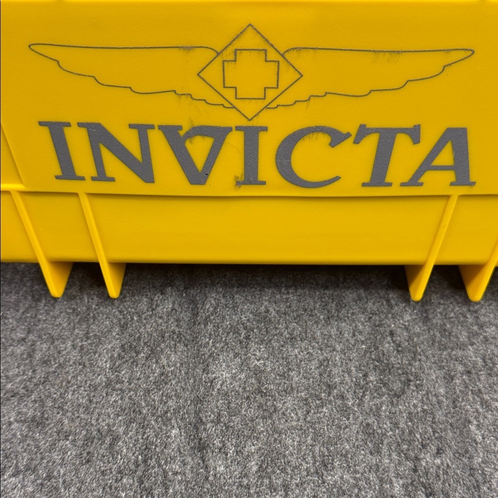 Invicta Bold Yellow Storage Case - Picture 2 of 6
